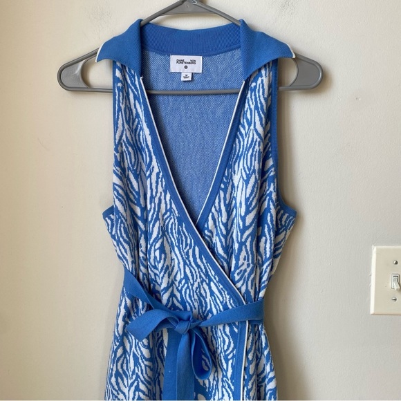 Diane von Furstenberg Collared Midi Wrap Dress | Blue & White | Size M - Picture 4 of 9